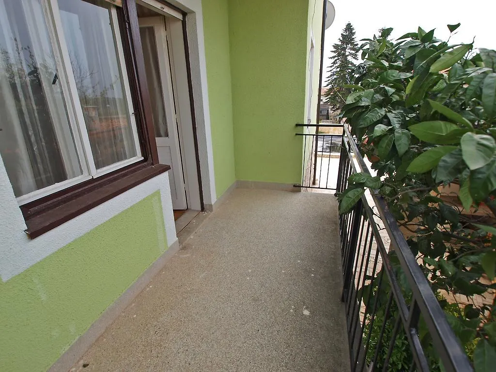 Apartments Ivanka 1056 Pula Croatia